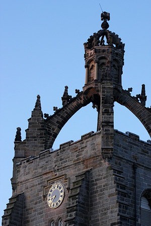 Kings College Crown detail: completed works.