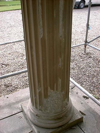 Fluted column: before works.