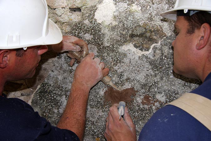 Phase 2: Harl consolidation: grouting.